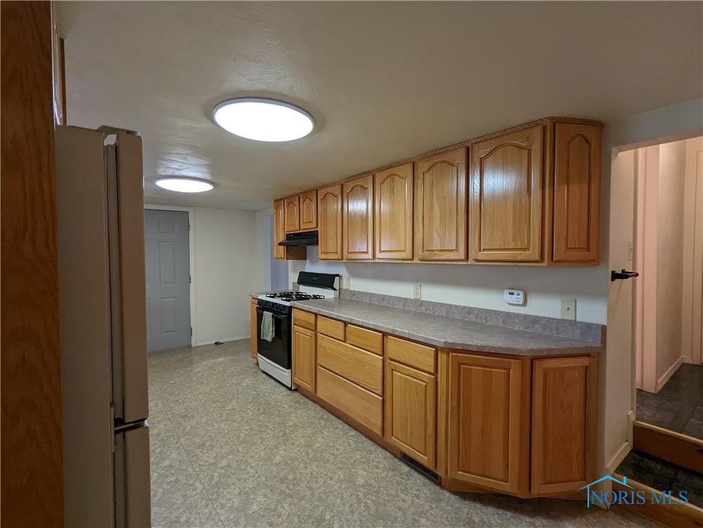 1125 Cresceus Road Oregon, OH 43616 - Photo 6 of 28 Gallery Image 6
