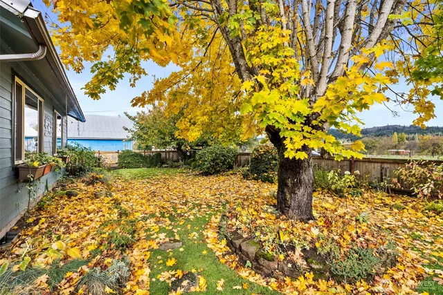 $420,000 | 998 SR 6, Raymond, WA 98577