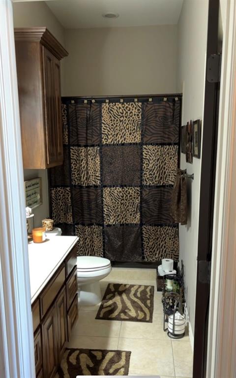 3707 Sumner Court Sherman, TX 75090 - Photo 28 of 34 a bathroom with a sink toilet and shower