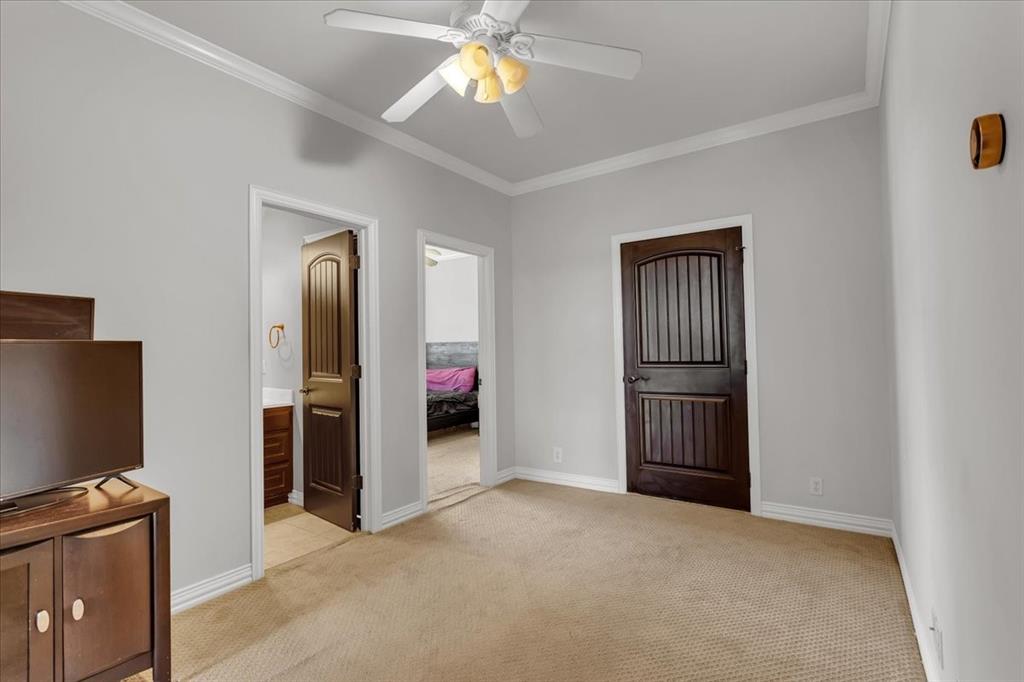 3707 Sumner Court Sherman, TX 75090 - Photo 5 of 34