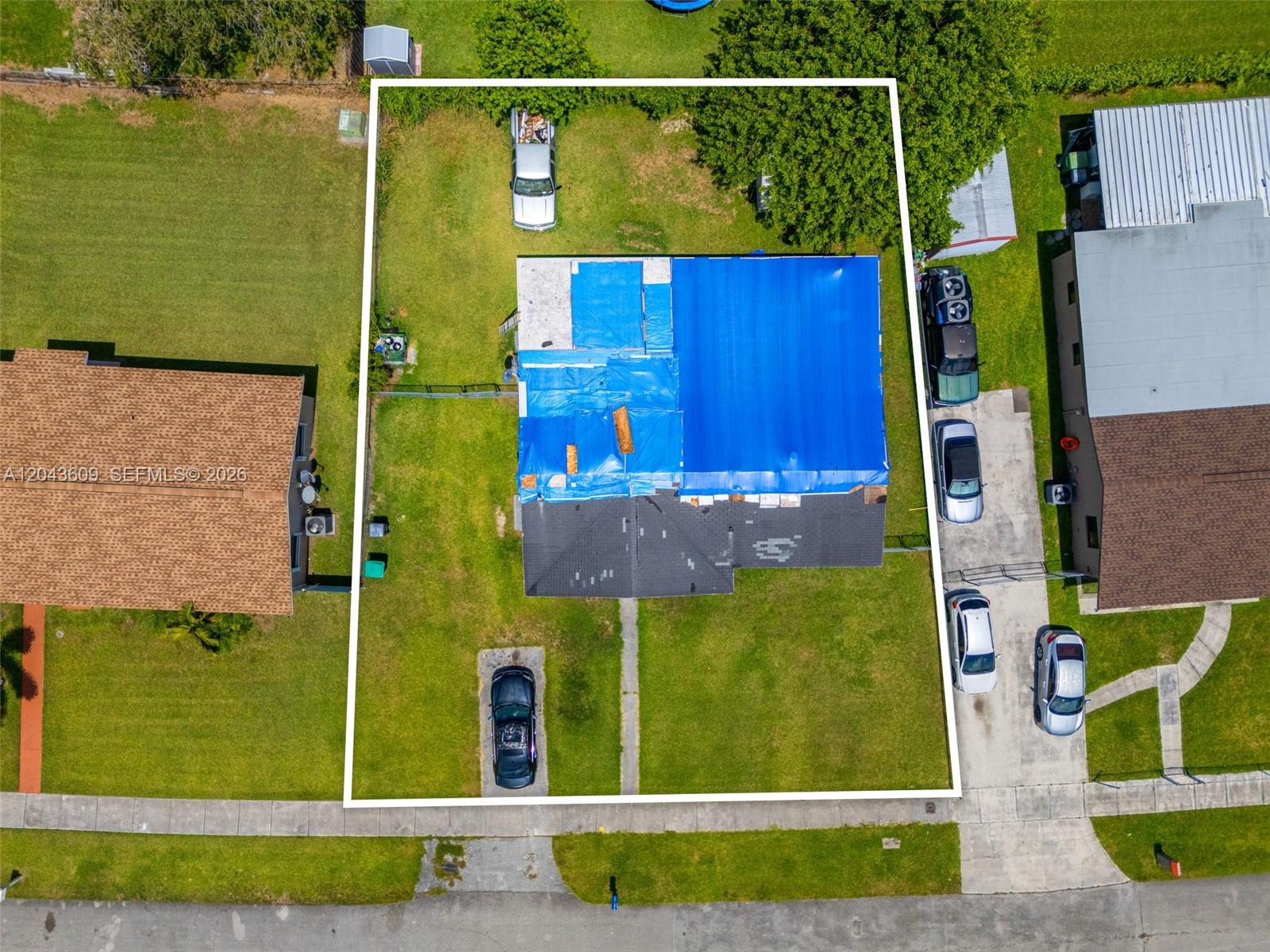 14125 Southwest 109th Place Miami, FL 33176 - Photo 4 of 12