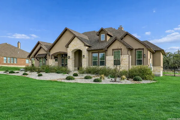 $898,500 | 617 Innsbruck, New Braunfels, TX 78132