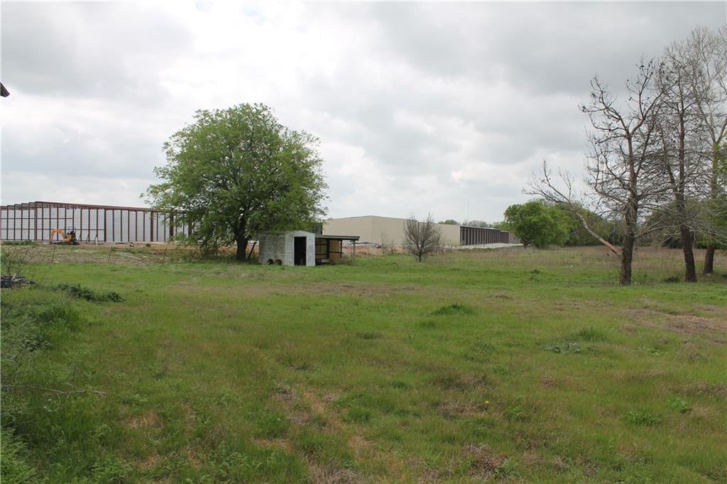 1725 West Spring Valley Road Hewitt, TX 76643 - Photo 2 of 9