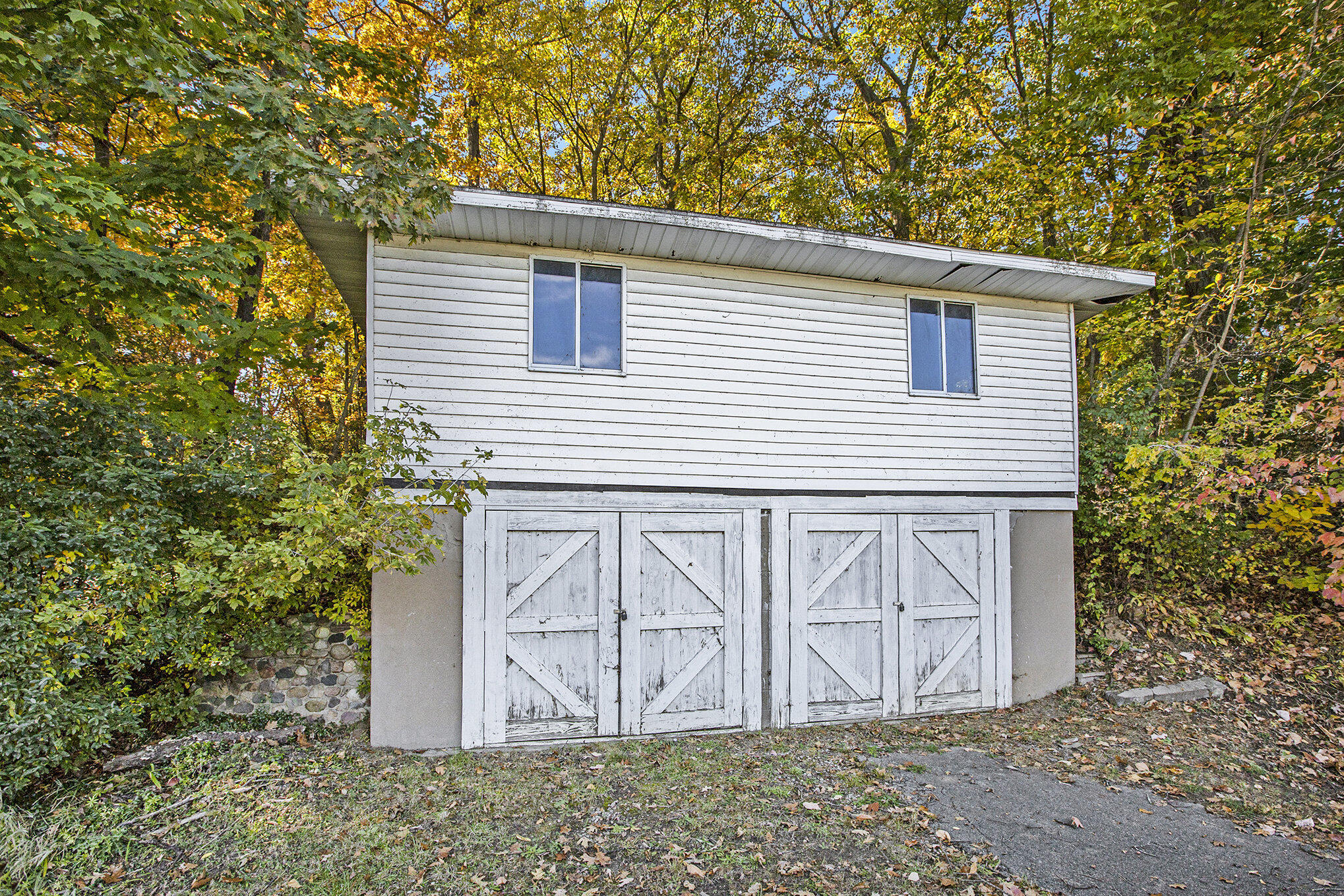 907 Ridge Court Chelsea, MI 48118 - Photo 4 of 21 001__mg_9703_107