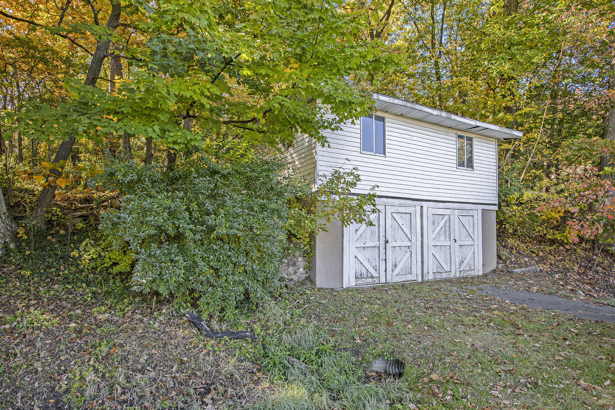 907 Ridge Court Chelsea, MI 48118 - Photo 7 of 21 003__mg_9688_373