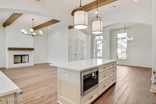 $547,500 | 403 Last Quarter Drive, Youngsville, LA 70592