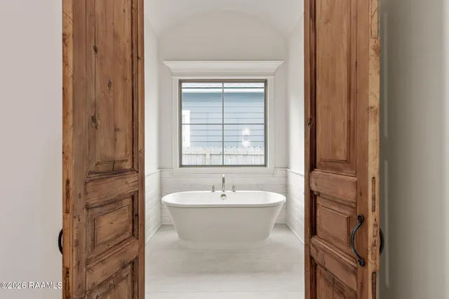 $547,500 | 403 Last Quarter Drive, Youngsville, LA 70592