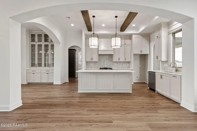 $547,500 | 403 Last Quarter Drive, Youngsville, LA 70592