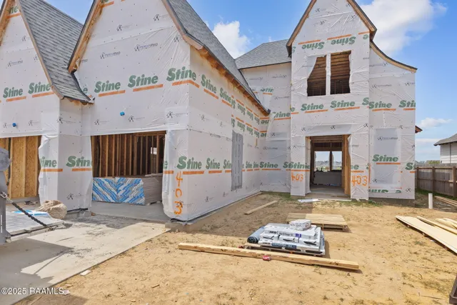 $547,500 | 403 Last Quarter Drive, Youngsville, LA 70592