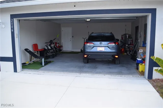 $2,300 | 2006 Welby Lane, Lehigh Acres, FL 33972