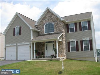 405 Longview Drive Sinking Spring, PA 19608 - Photo 1 of 12 Exterior Front
