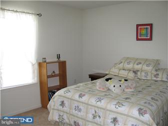 405 Longview Drive Sinking Spring, PA 19608 - Photo 11 of 12 Bedroom 2