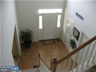 405 Longview Drive Sinking Spring, PA 19608 - Photo 3 of 12 Foyer