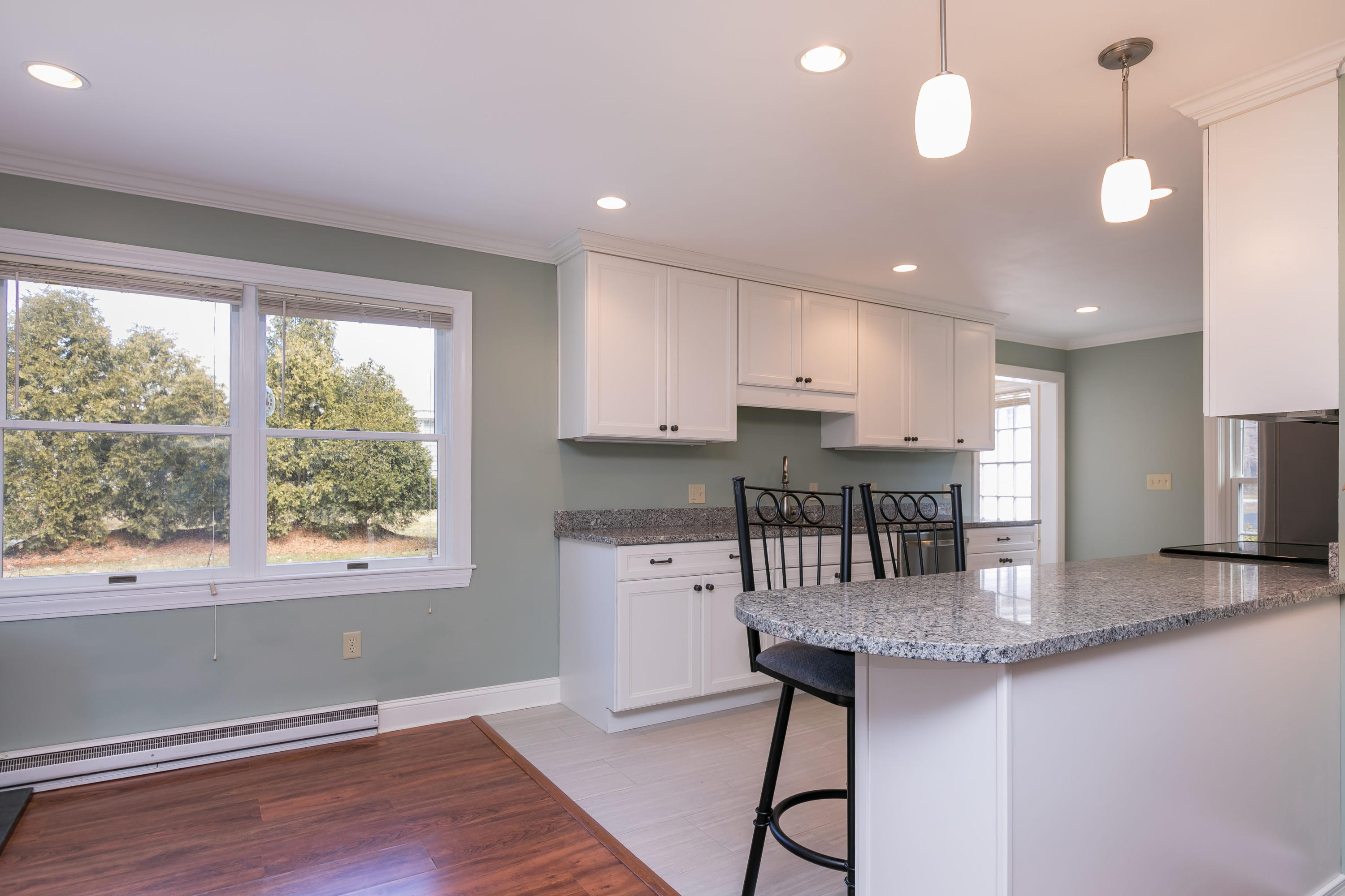 27 Partridge Road Portland, ME 04102 - Photo 8 of 37 27 Partridge Rd Portland ME-print-008-18