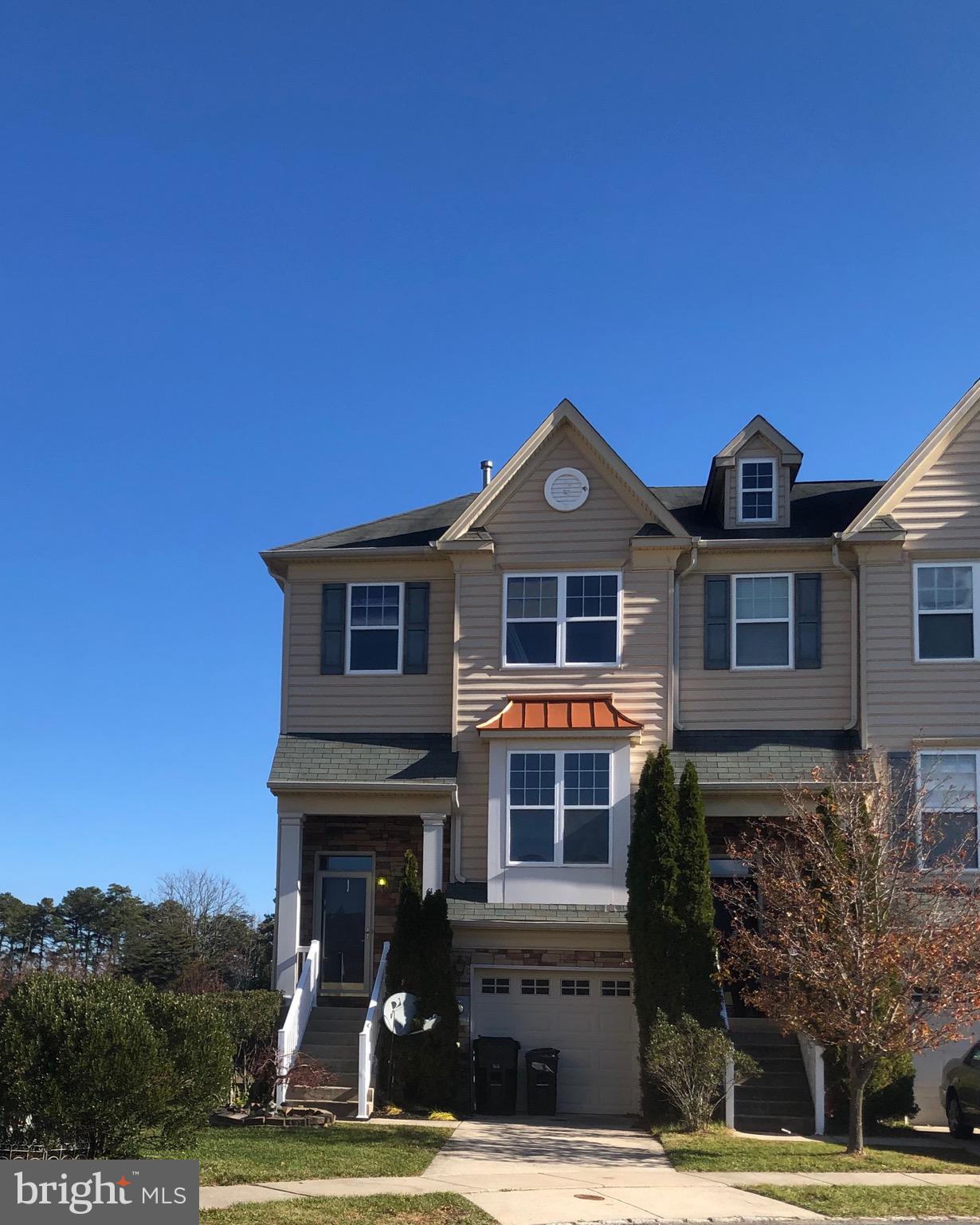 61 Tailor Lane Sicklerville, NJ 08081 - Photo 1 of 31 End unit