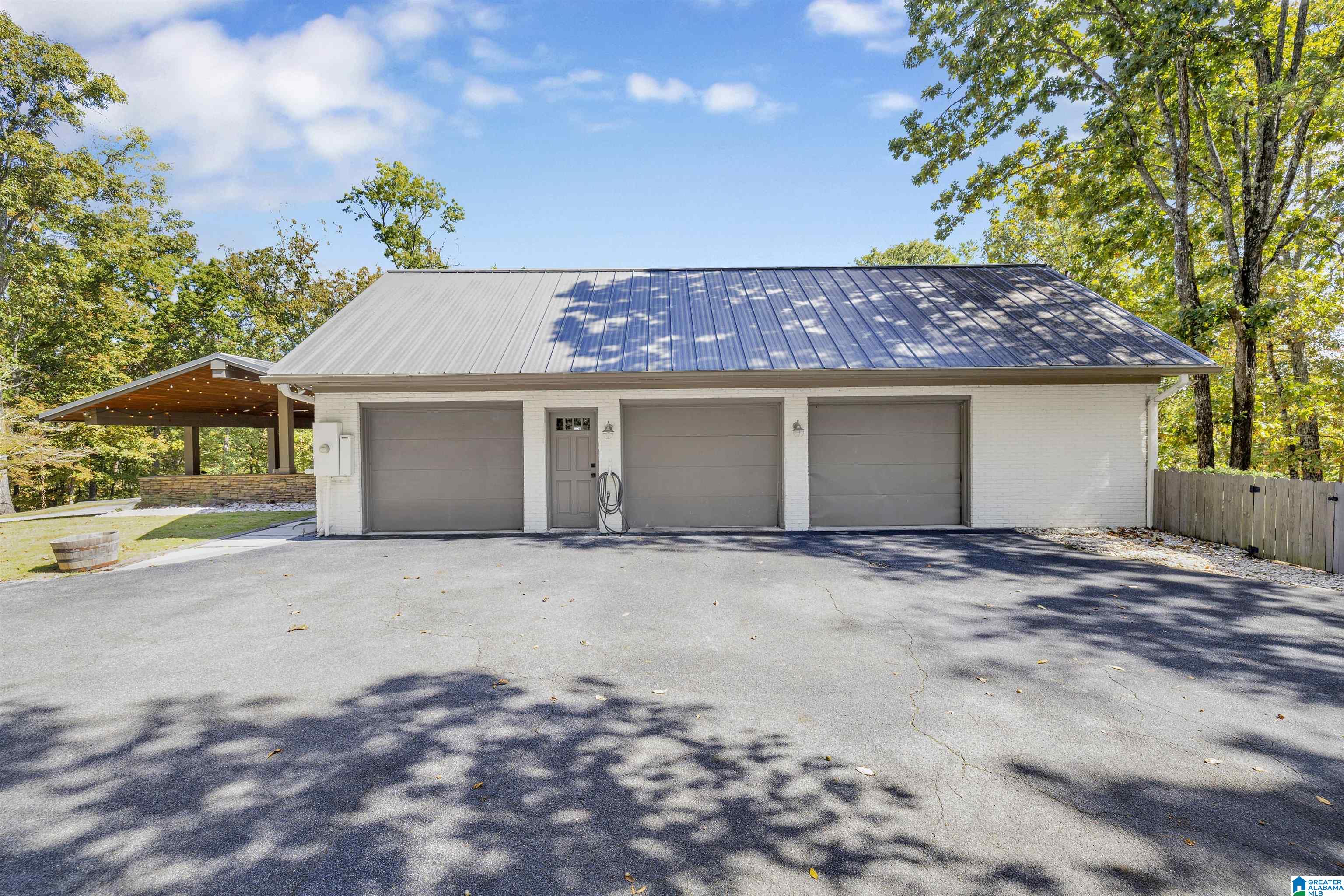 3215 Mountain Ridge Circle Birmingham, AL 35242 - Photo 5 of 56