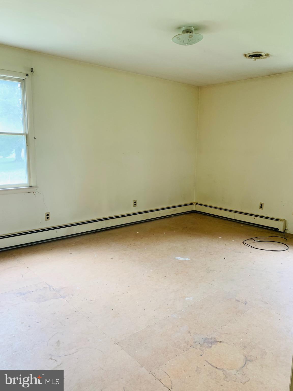 1553 Governor Bridge Road Davidsonville, MD 21035 - Photo 16 of 26 Bedroom 3