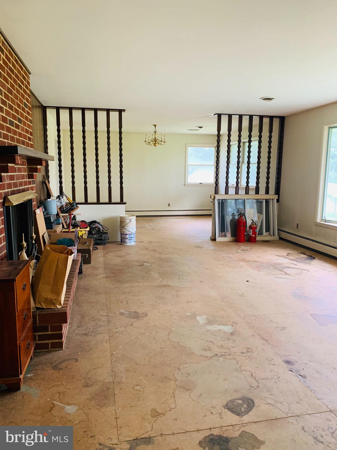 1553 Governor Bridge Road Davidsonville, MD 21035 - Photo 10 of 26 Family Room
