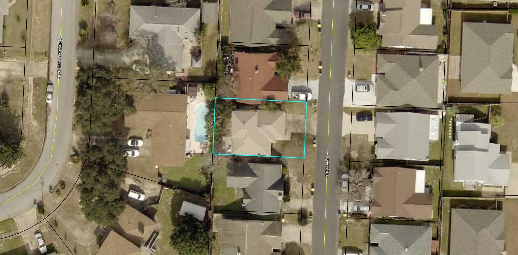 307 Rue Dianne Mary Esther, FL 32569 - Photo 17 of 17 an aerial view of residential houses with outdoor space
