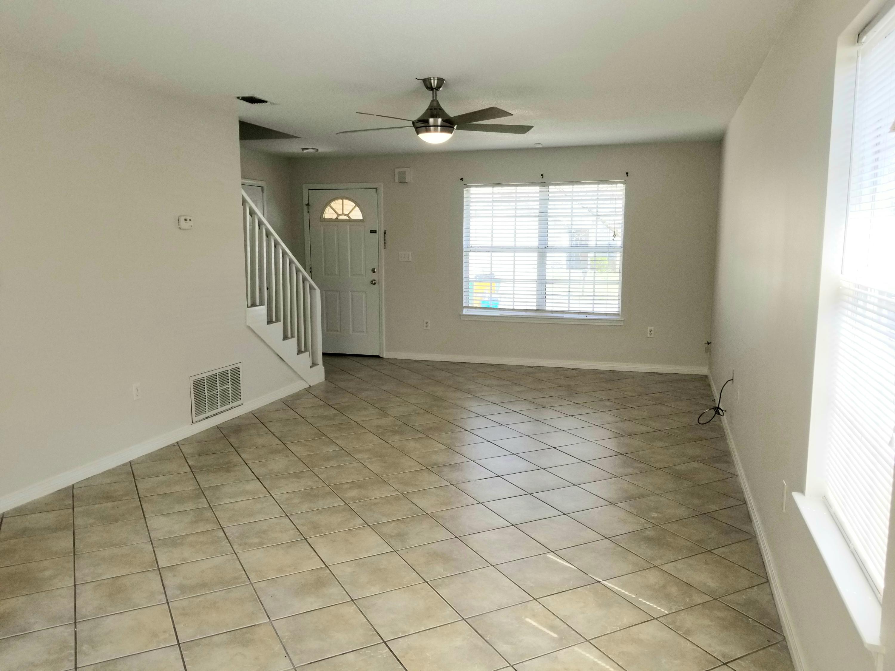307 Rue Dianne Mary Esther, FL 32569 - Photo 10 of 17 a view of an empty room and window