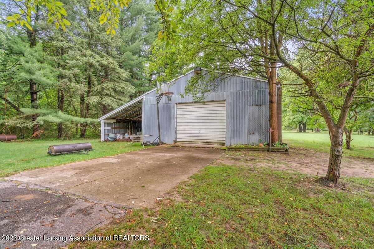 175 Shoesmith Road Haslett, MI 48840 - Photo 34 of 45 Pole Barn