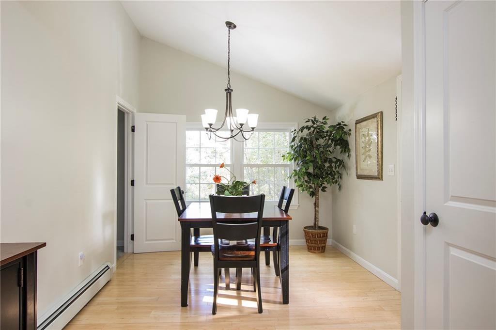 154 Holmes Road Scarborough, ME 04074 - Photo 5 of 28 Photo