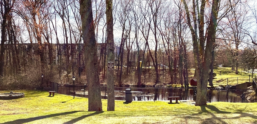 19 Shadowbrook Lane, Unit 23 Milford, MA 01757 - Photo 17 of 18