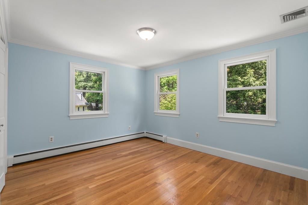 32 Parkvale Road Needham, MA 02492 - Photo 26 of 40