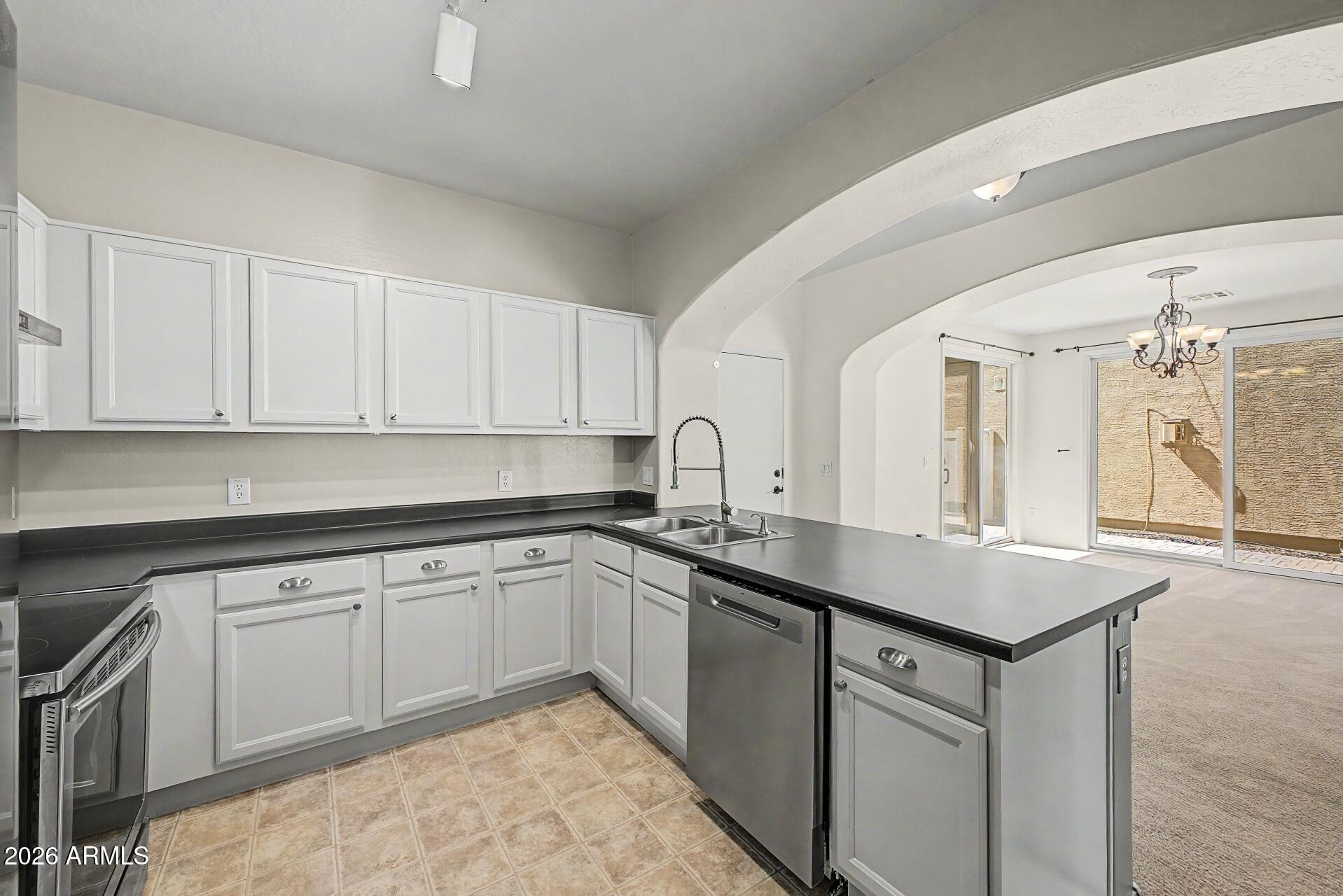 3585 South Ranger Trail Gilbert, AZ 85297 - Photo 12 of 41 11 - Ranger