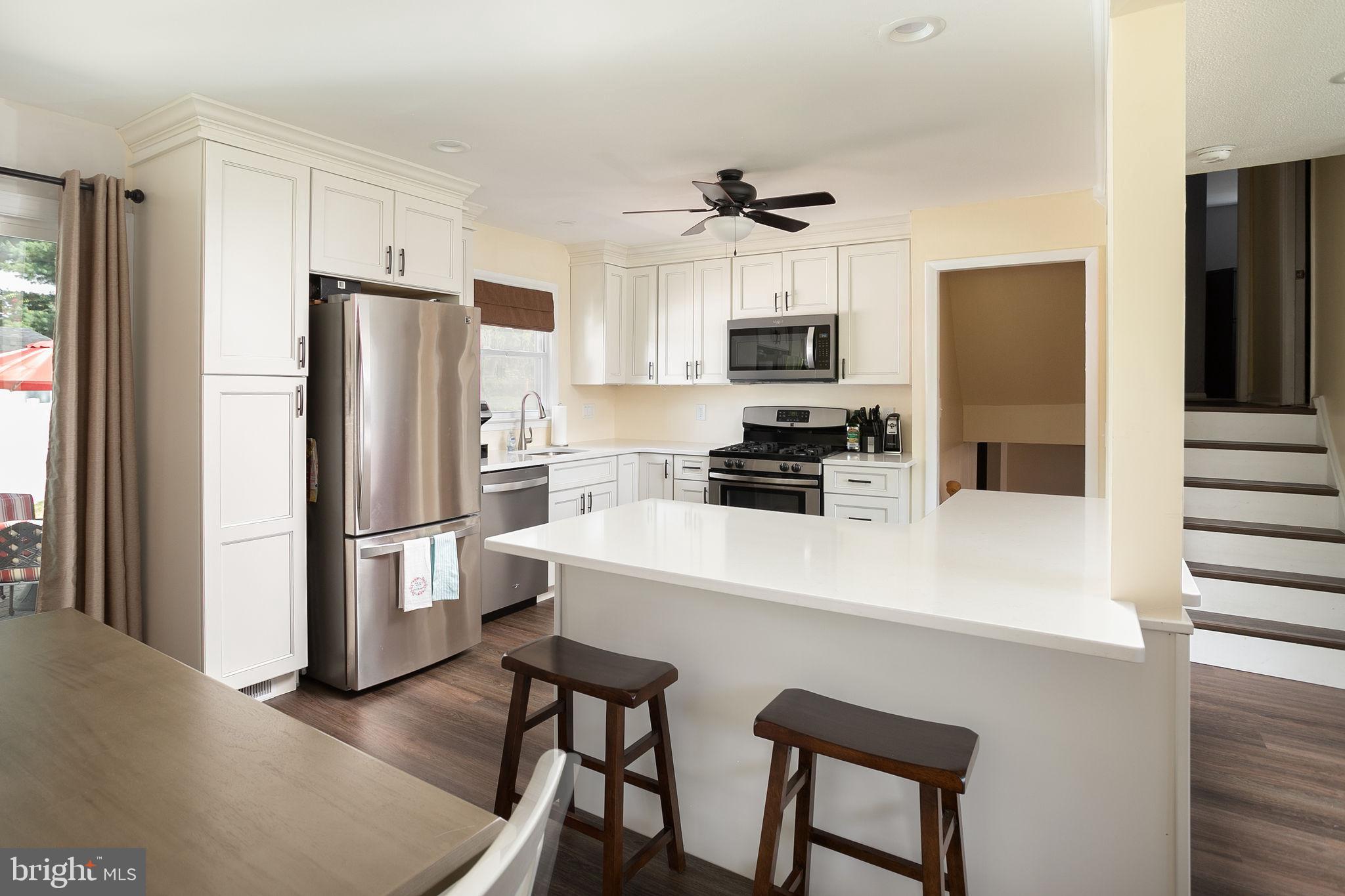 10 Winding Way Hamilton, NJ 08620 - Photo 8 of 26 Gallery Image 8