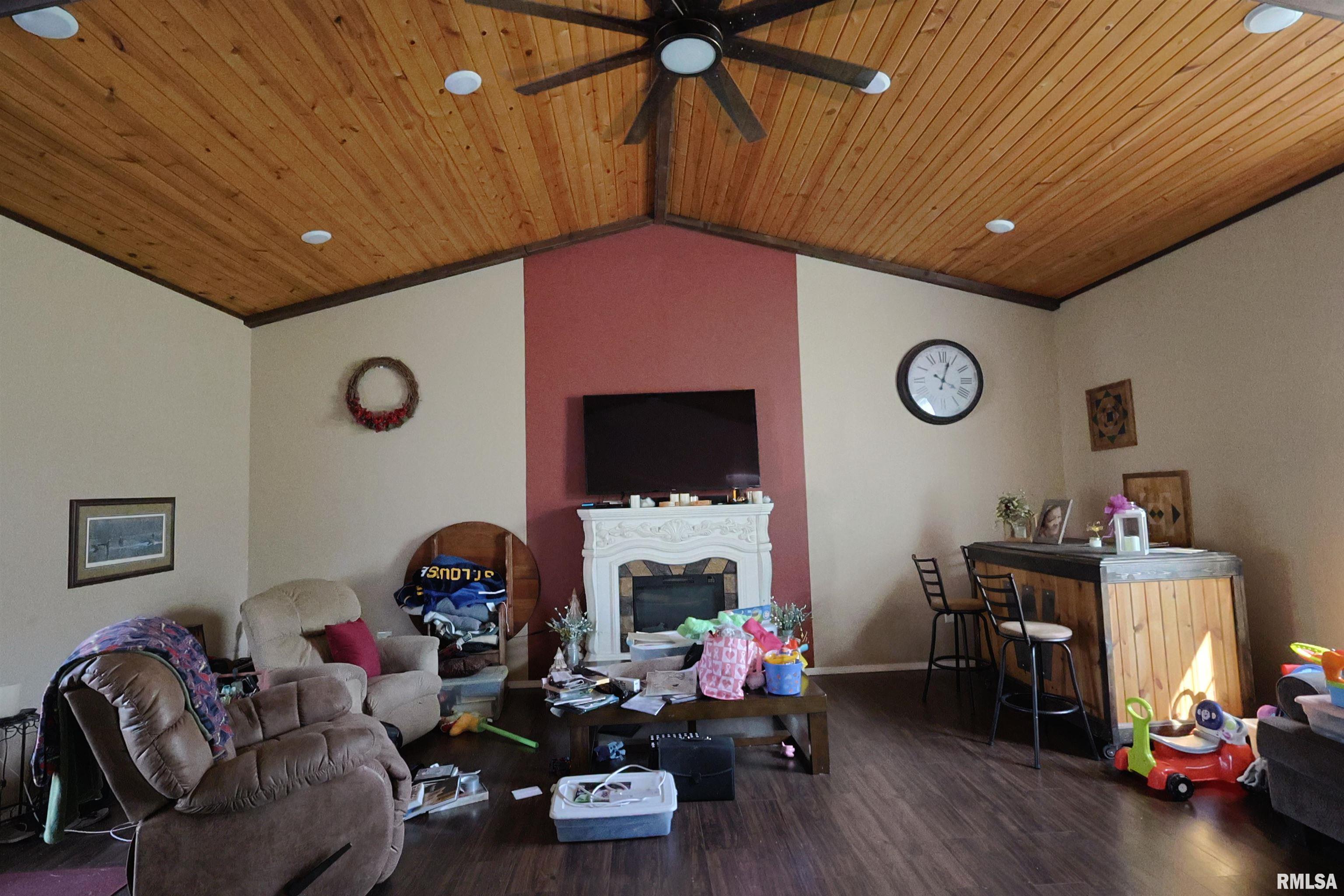 290 West 3rd Street Bonnie, IL 62816 - Photo 13 of 28