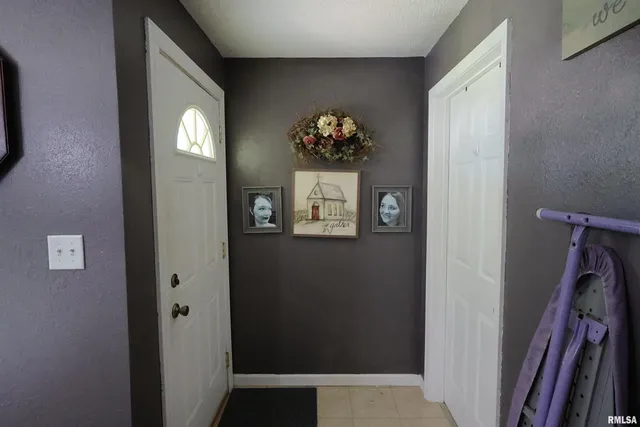 $150,000 | 290 West 3rd Street, Bonnie, IL 62816