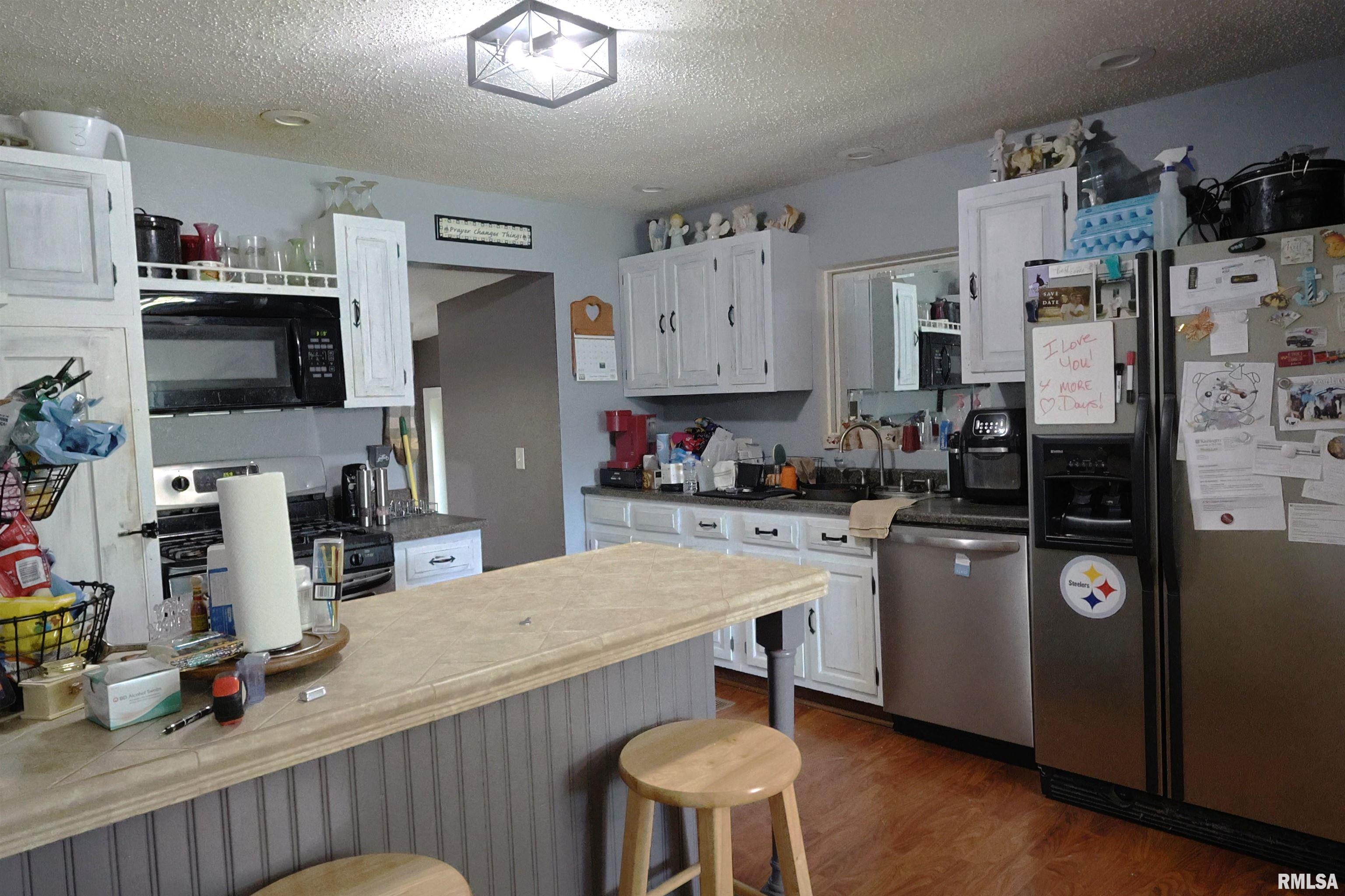 290 West 3rd Street Bonnie, IL 62816 - Photo 8 of 28