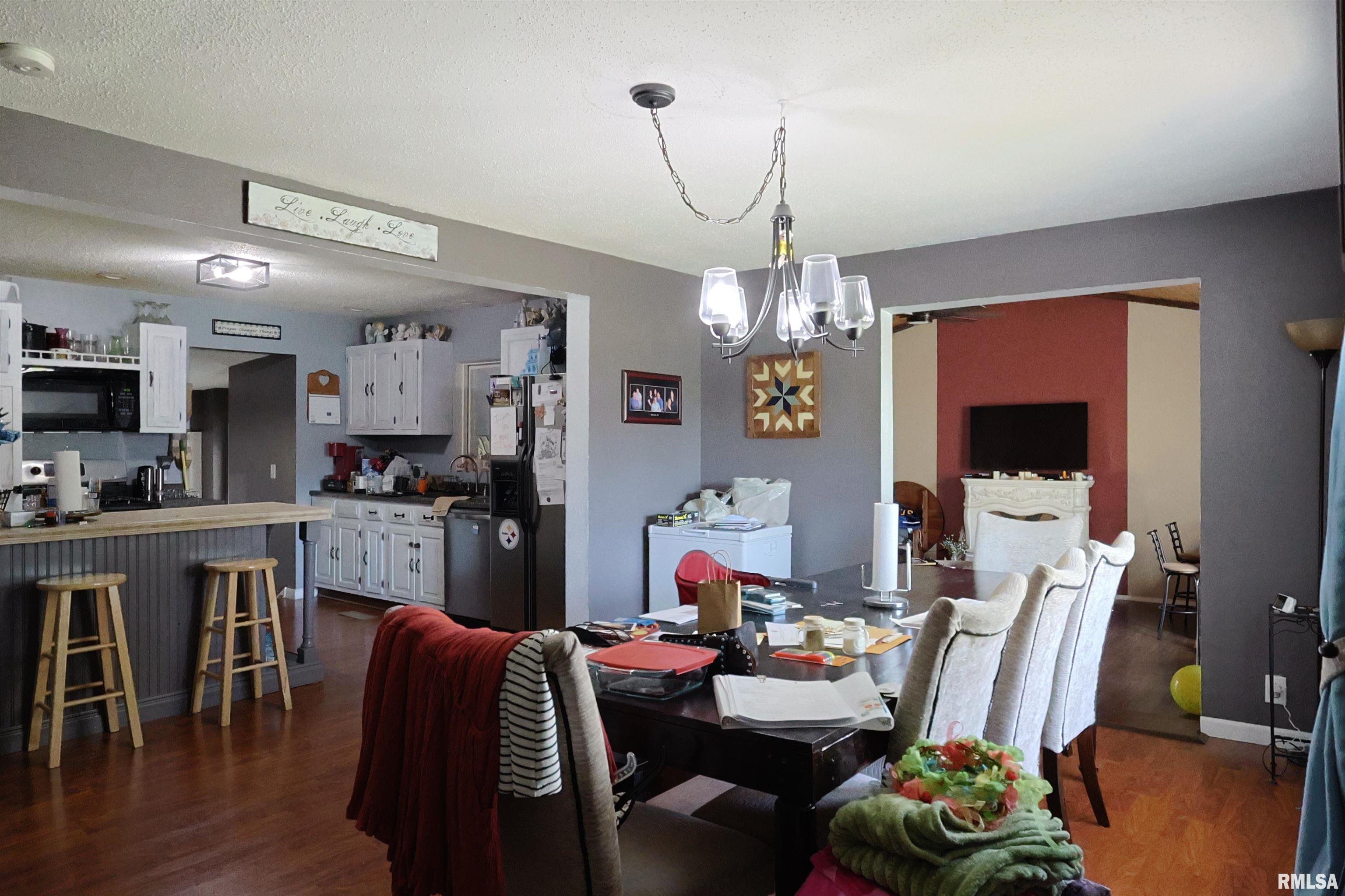 290 West 3rd Street Bonnie, IL 62816 - Photo 10 of 28