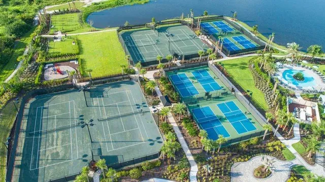 $819,999 | 10807 Wicker Park Place, Palmetto, FL 34221