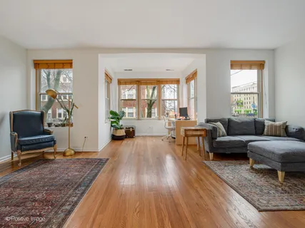 $325,000 | 1215 West Rosemont Avenue, Unit 1, Chicago, IL 60660