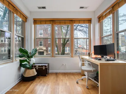 $325,000 | 1215 West Rosemont Avenue, Unit 1, Chicago, IL 60660