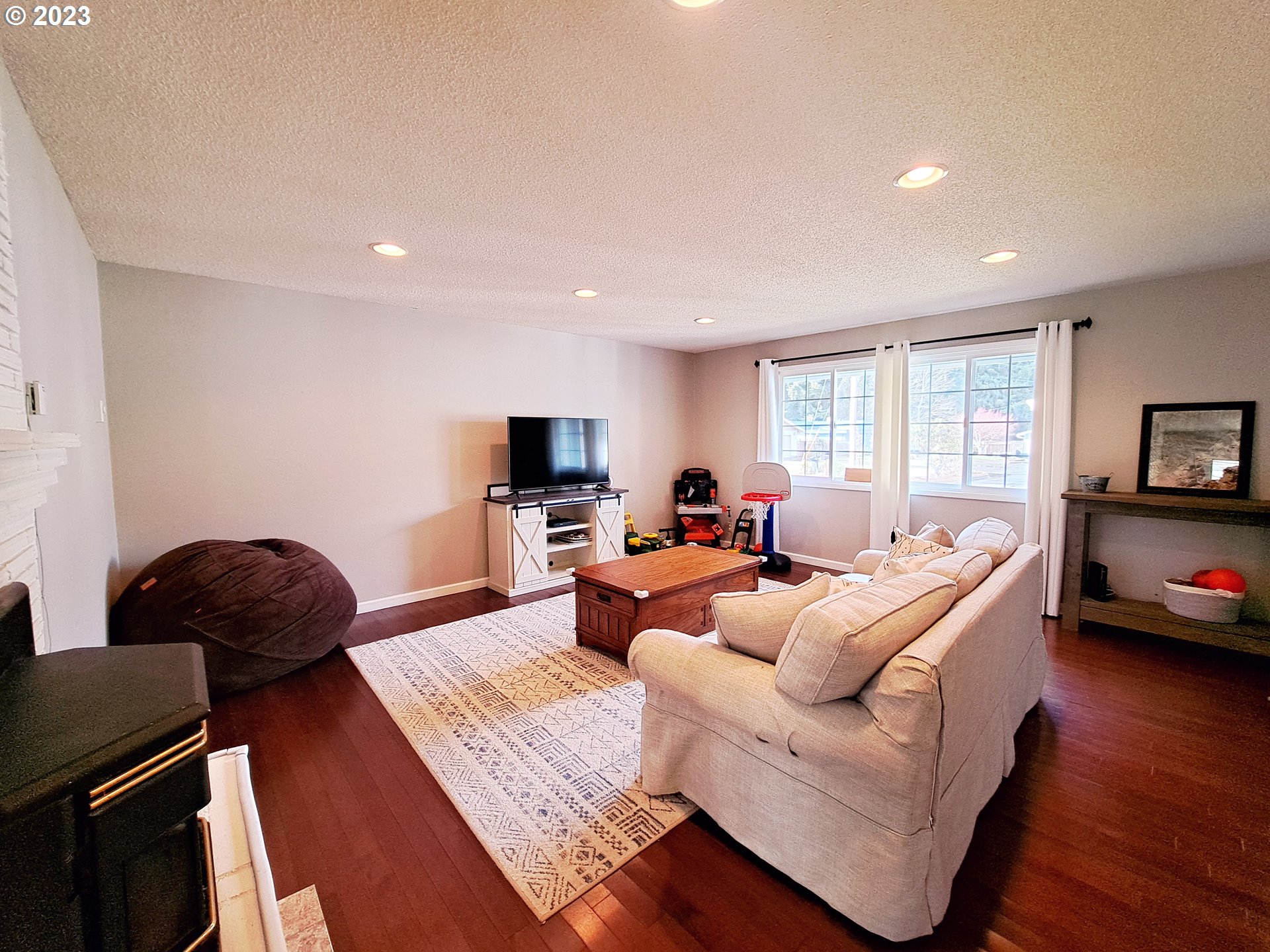 3101 Greenbriar Street Reedsport, OR 97467 - Photo 4 of 23 Gallery Image 4