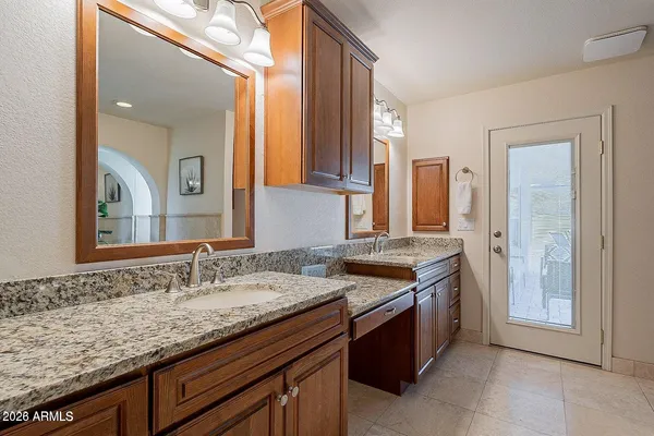 $4,900 | 5879 East Le Marche Avenue, Scottsdale, AZ 85254