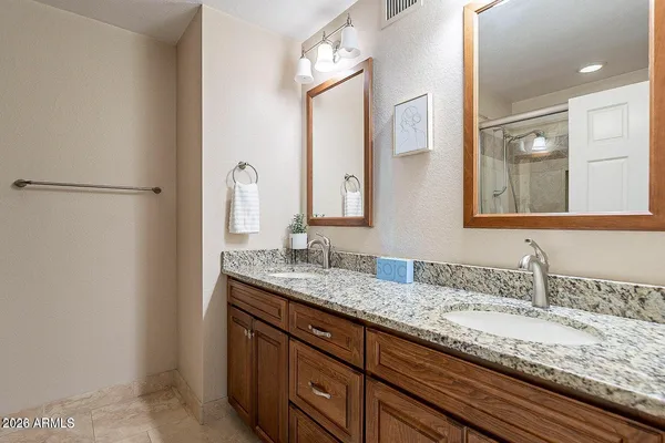 $4,900 | 5879 East Le Marche Avenue, Scottsdale, AZ 85254
