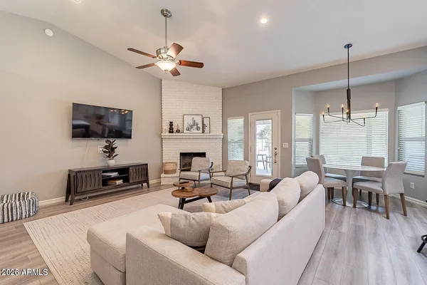 $4,900 | 5879 East Le Marche Avenue, Scottsdale, AZ 85254