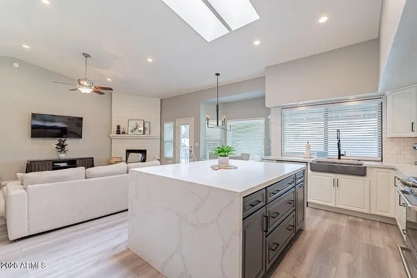 $4,900 | 5879 East Le Marche Avenue, Scottsdale, AZ 85254