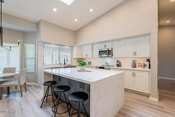 $4,900 | 5879 East Le Marche Avenue, Scottsdale, AZ 85254