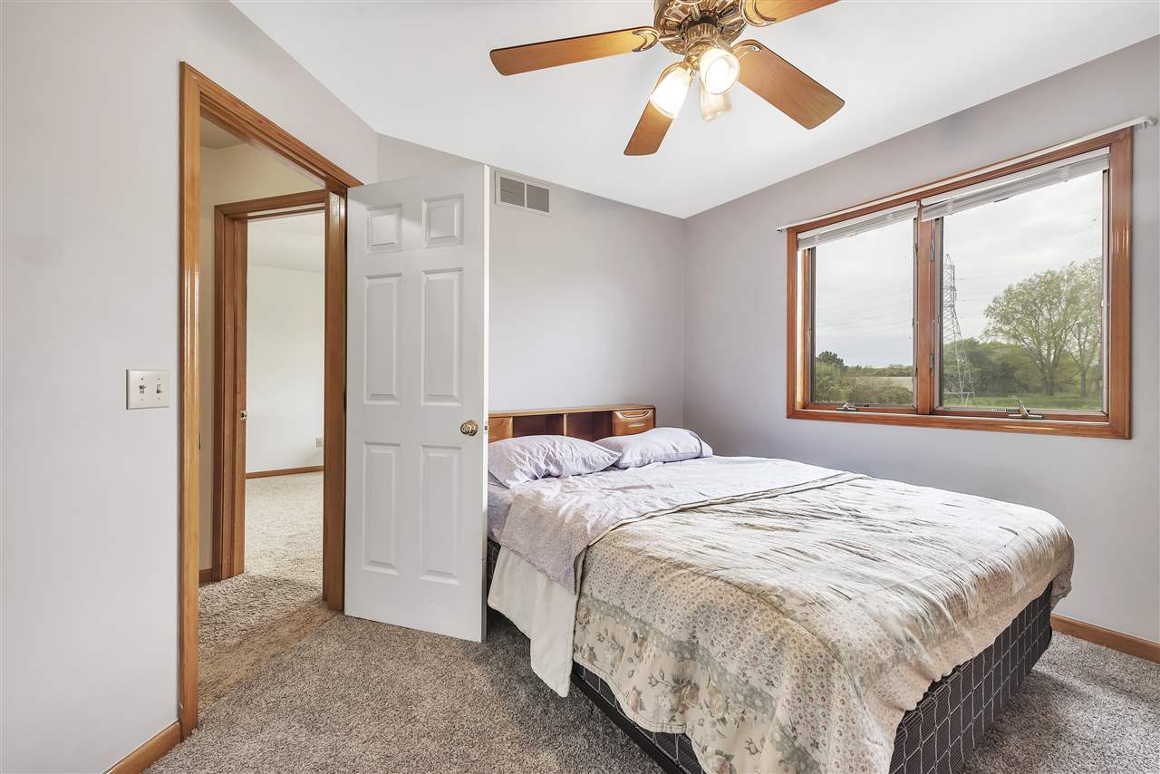 805 North State Road Owosso, MI 48867 - Photo 24 of 54 31381016-23.JPG
