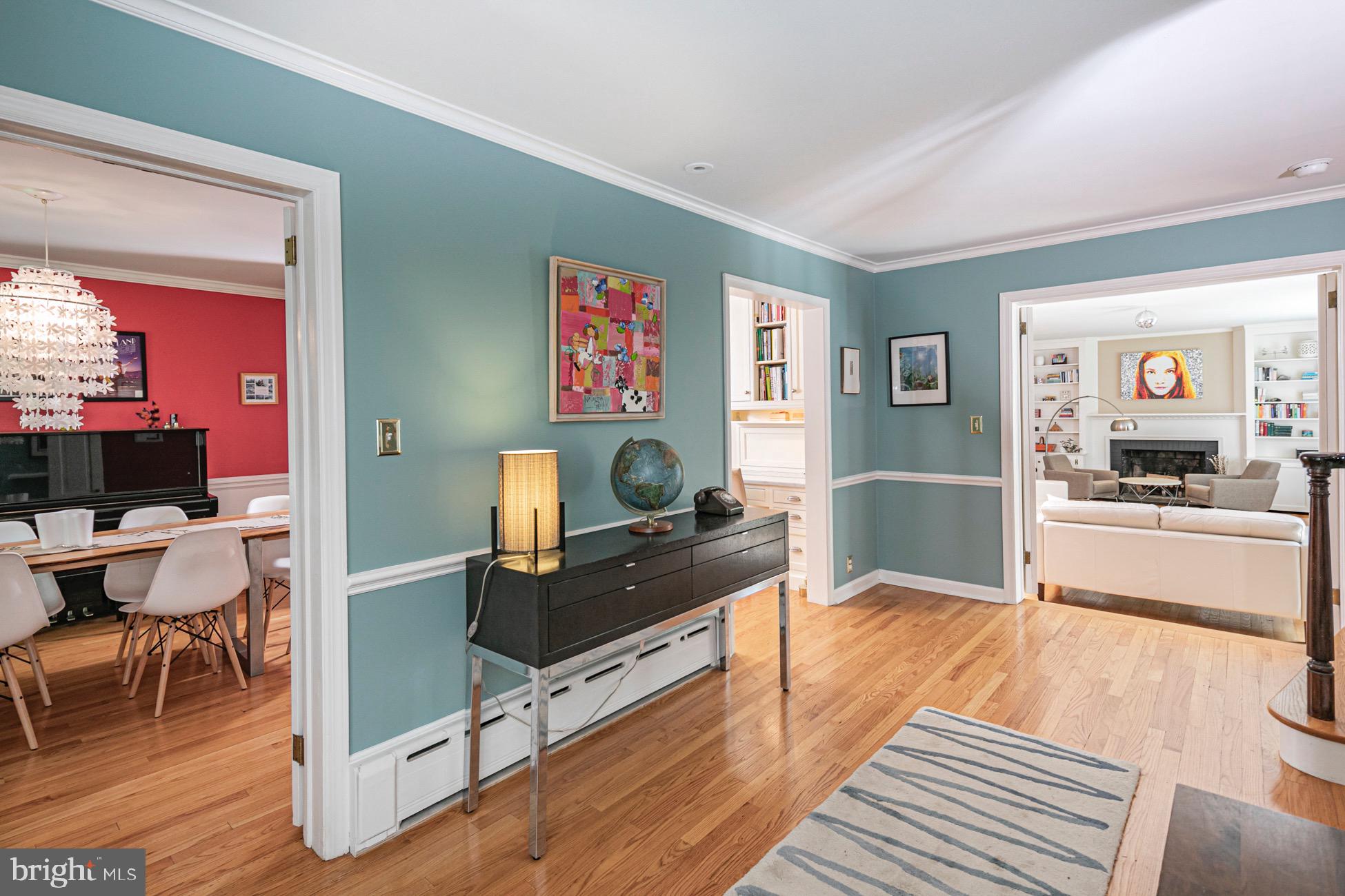 256 Edgerstoune Road Princeton, NJ 08540 - Photo 3 of 37