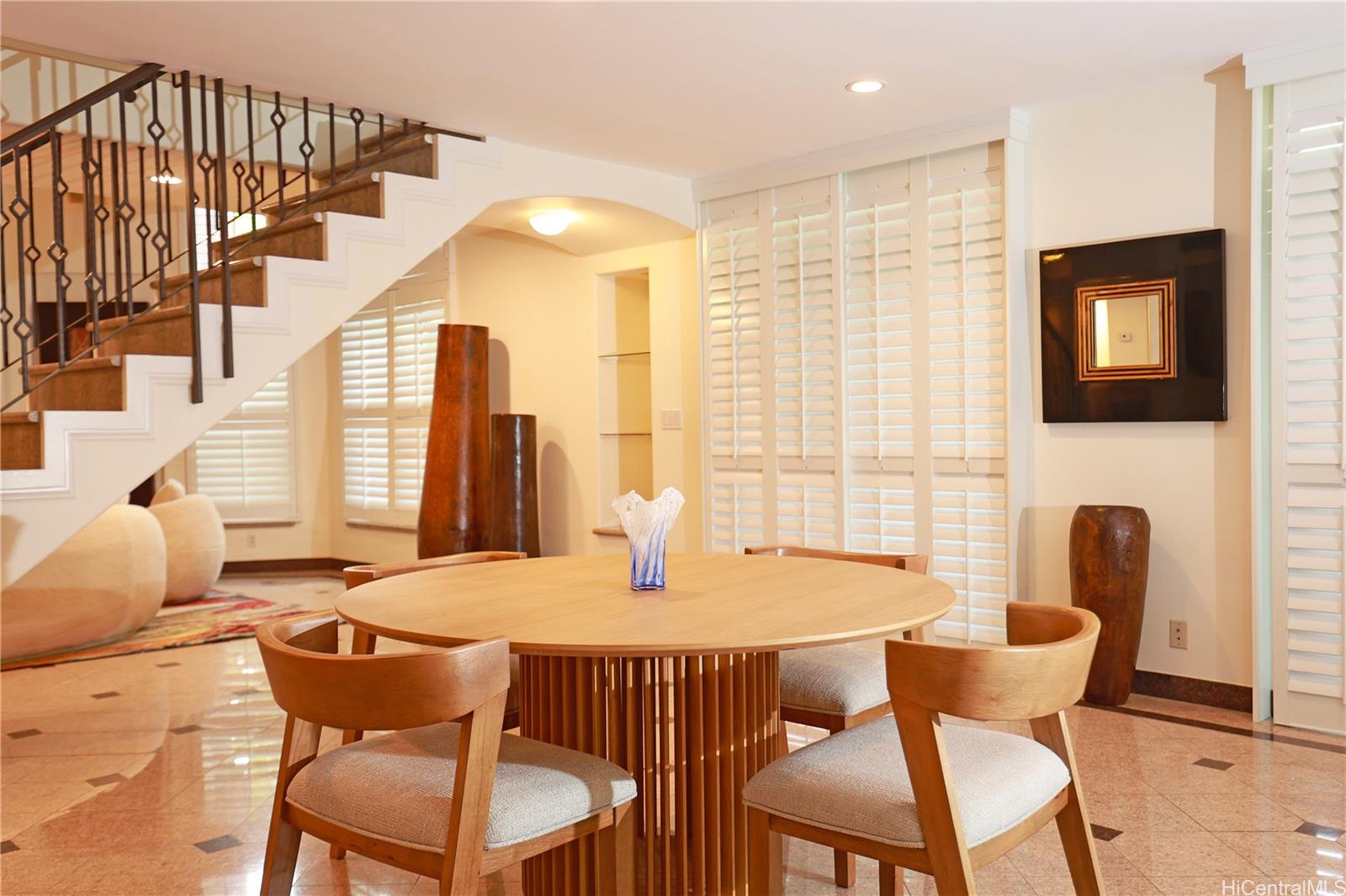 3063 Diamond Head Road Honolulu, HI 96815 - Photo 9 of 25 A dedicated Dining Room adjacent to the Main Living Room area.