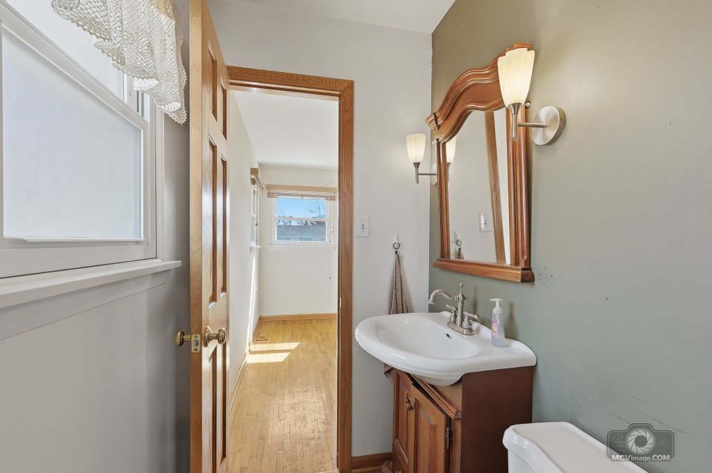 904 Cove Avenue Lockport, IL 60441 - Photo 15 of 28