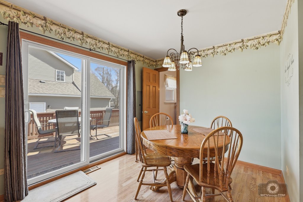 904 Cove Avenue Lockport, IL 60441 - Photo 9 of 28