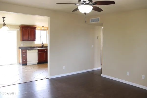 $1,500 | 5122 Leonardo Di Vinci, Sierra Vista, AZ 85635