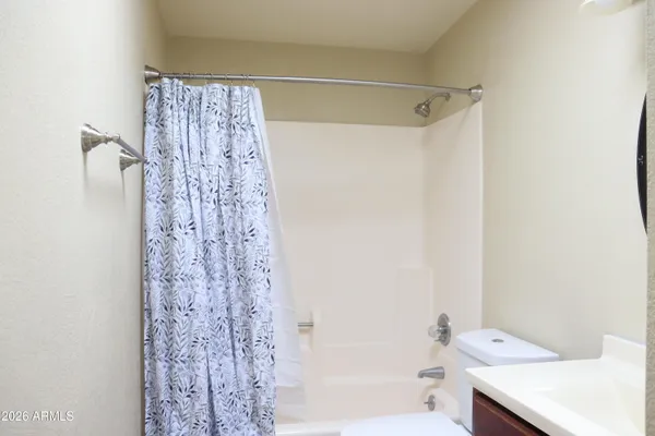 $1,500 | 5122 Leonardo Di Vinci, Sierra Vista, AZ 85635